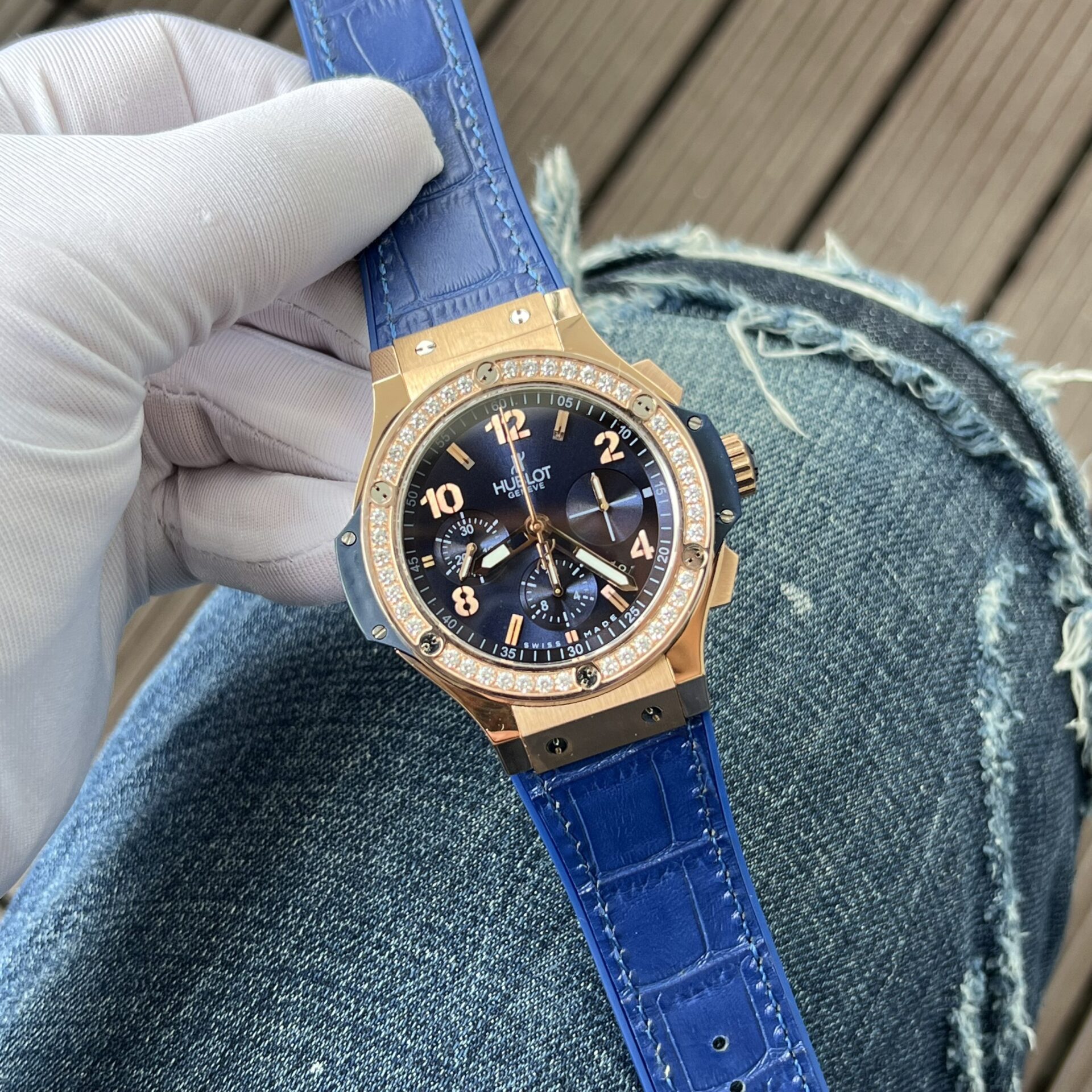 Hublot Big Bang Chronograph Replica Watch King Gold Blue With Diamond Bezel 44mm