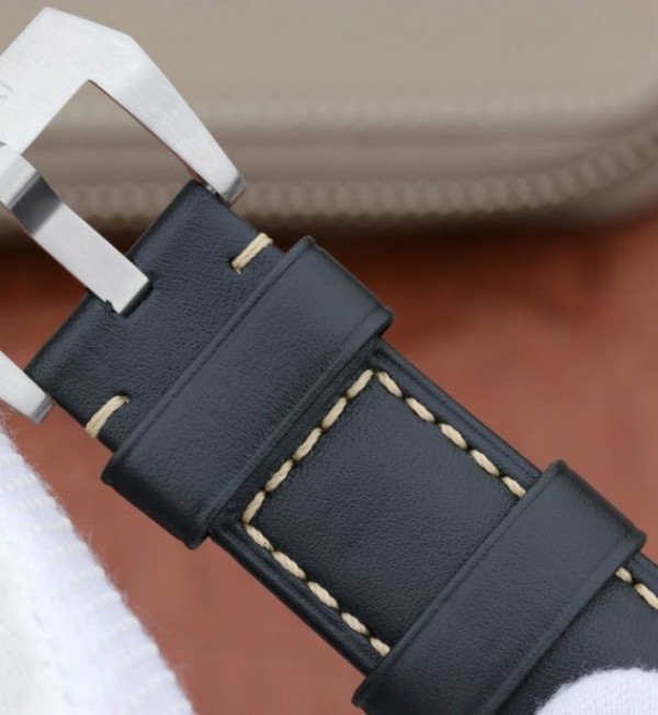 Replica Panerai XF PAM359 Black Leather Strap P.9000 Super Clone