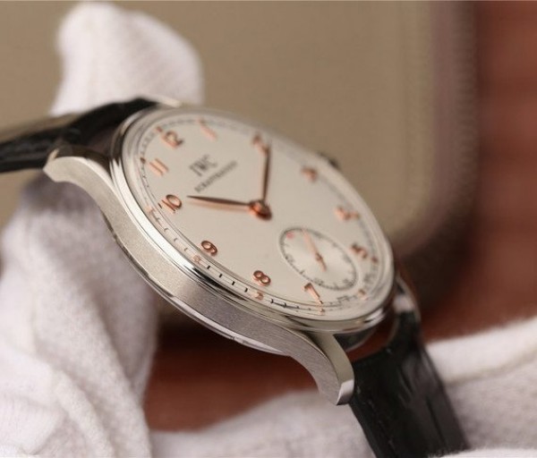 Replica IWC ZF Portuguese IW5454 White Dial Leather Strap RG Hand