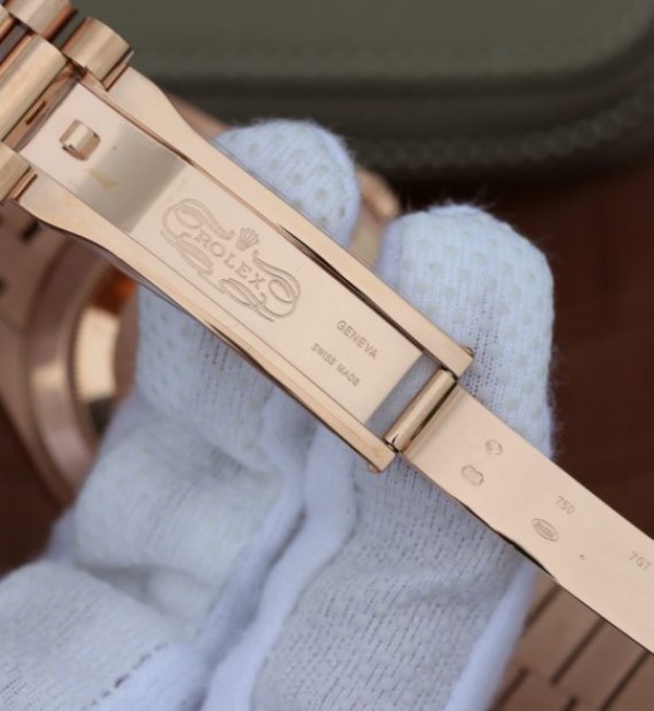Replica Rolex Day-Date 40mm 228235 RG Noob RG Textured Dial RG Bracelet A3255