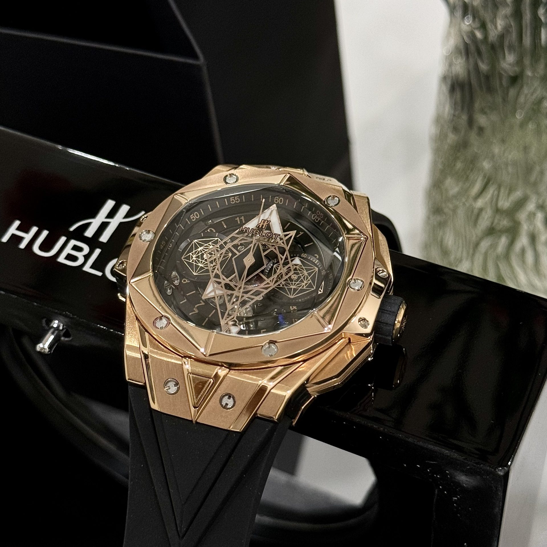 Hublot Replica Watches Big Bang Sang Bleu ll King Gold Black Dial BBF 45mm