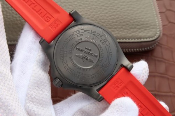 Replica Breitling Avenger GMT PVD GF Carbon Fiber Dial Red Rubber Strap A2836