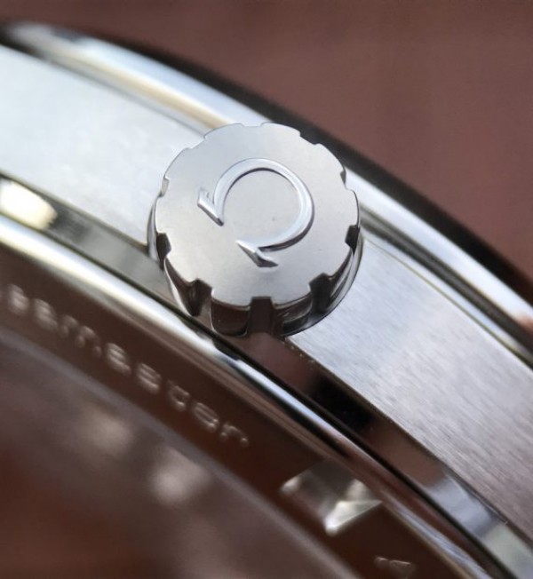 Replica Omega XF Aqua Terra 15,000 Gauss Anti-Magnetic Leather Strap A8500