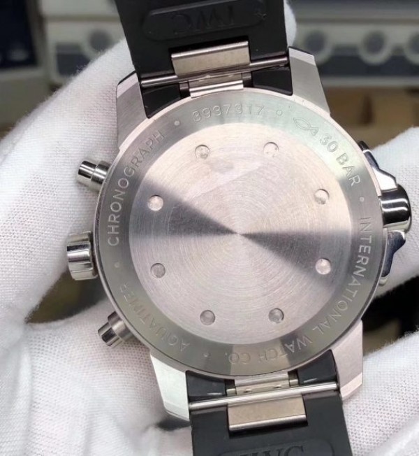 Replica IWC V6 Aquatimer Chrono IW3768 White Dial SS Bracelet A7750