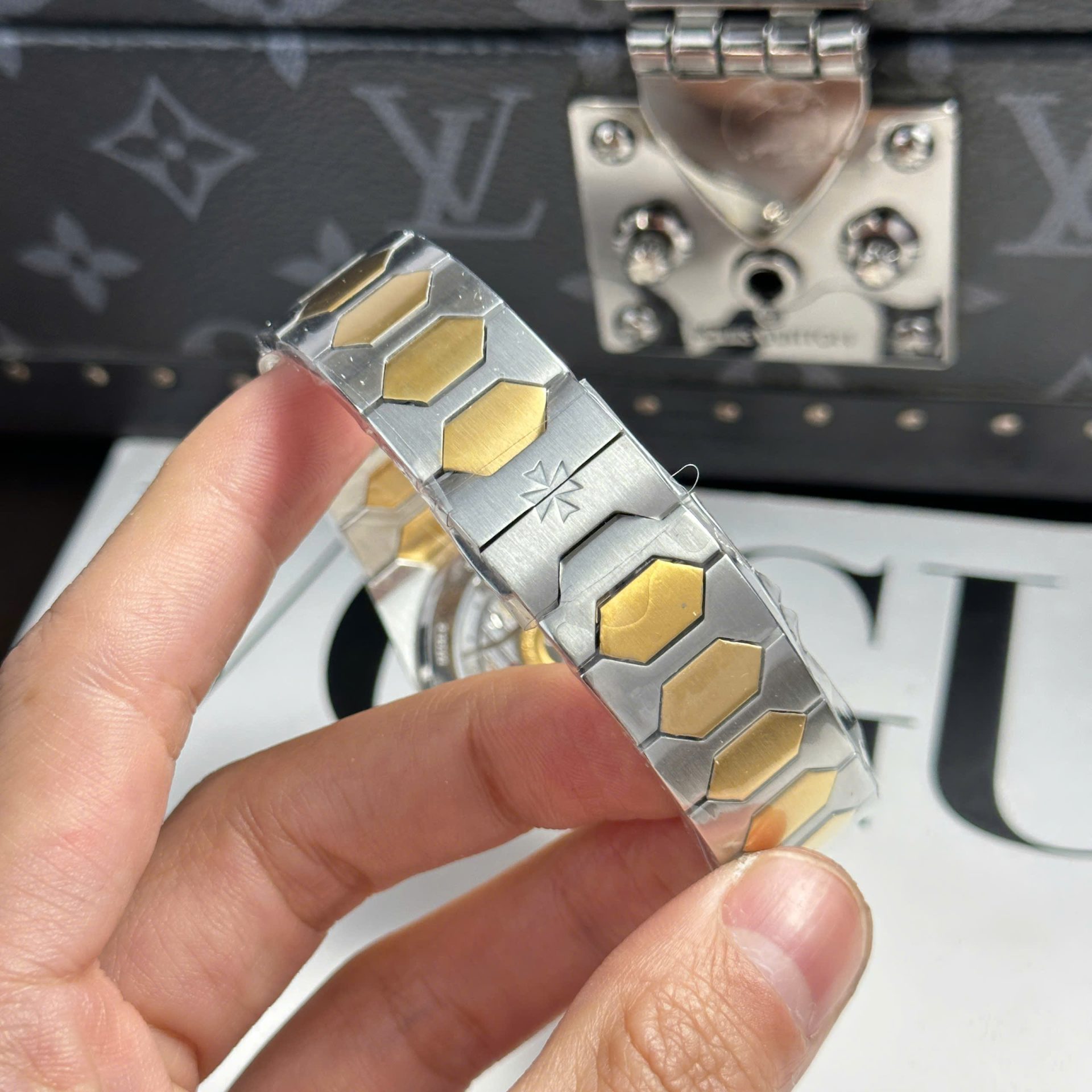 Vacheron Constantin Replica Watch Historiques 222 Dial Black 8F Factory 37mm