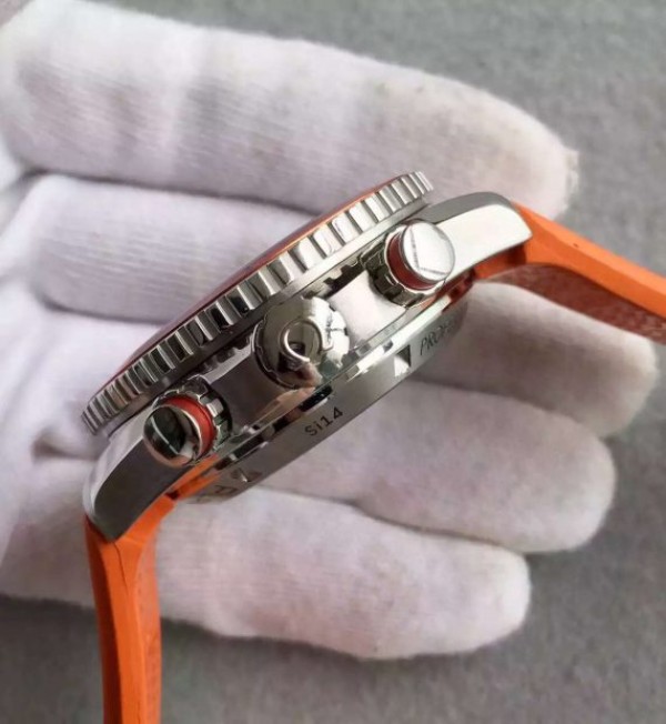 Replica Omega Planet Ocean 45mm Chrono Orange Bezel Black Dial Rubber Strap A9300