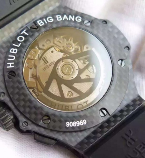 Replica Hublot V6 Big Bang Full Carbon Fiber CF Dial HUB4104