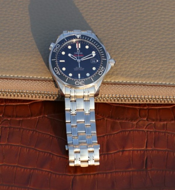 Replica Omega OMF Seamaster 300M Chronometer SS Black SS Bracelet A2824