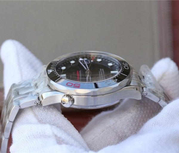 Replica Omega Seamaster 300M Chronometer SS  007  Limited Edition SS Bracelet A2824