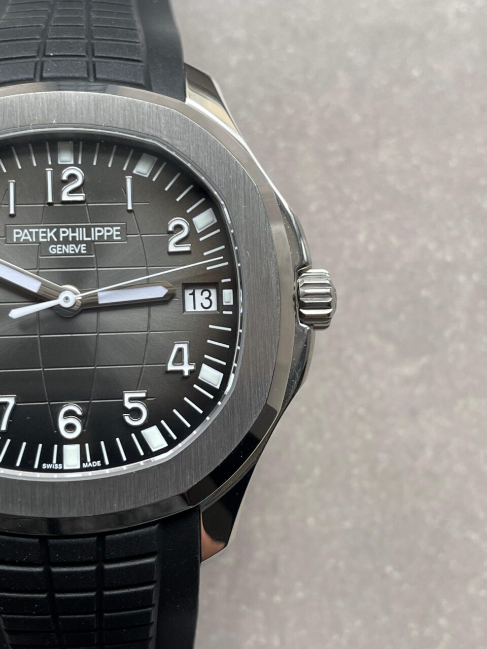 Replica PATEK PHILIPPE Aquanaut 5167 SS 3KF Best Edition Gray Dial on Black Rubber Strap A324 Super Clone V2
