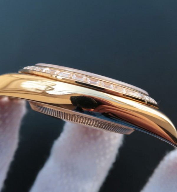 Replica Rolex Day-Date II RG Gold Dial Diamonds Bezel White/Red Crystal Markers RG Bracelet A3255