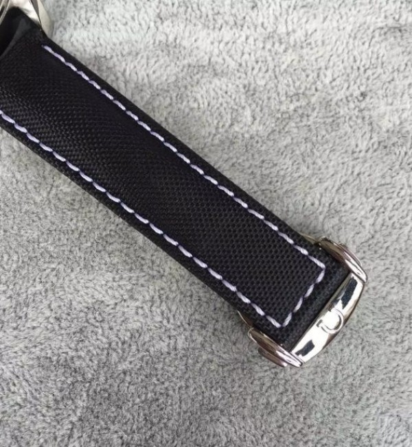 Replica Omega Speedmaster 3210 Black Dial Black Nylon Strap Back through A7750
