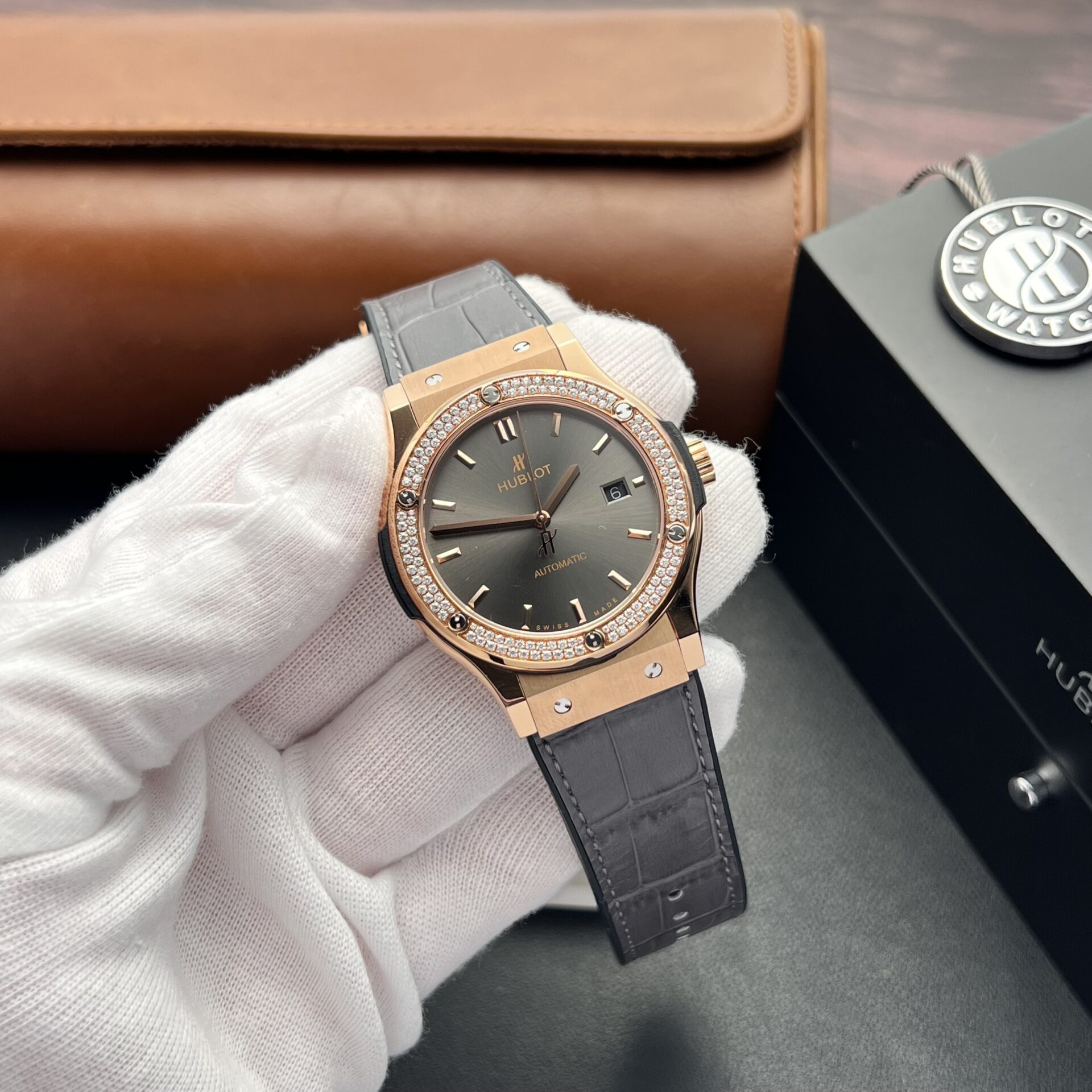 Hublot Classic Fusion King Gold Replica Watch With Moissanite Diamond 42mm