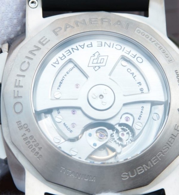 Replica Panerai XF PAM305 Titanium Black Rubber Strap P9000