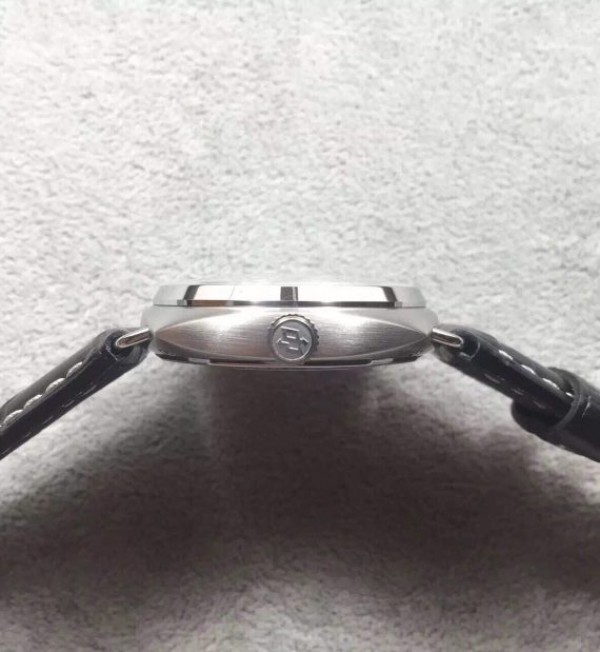 Replica Panerai XF PAM338 Radiomir Black Leather Strap P.999