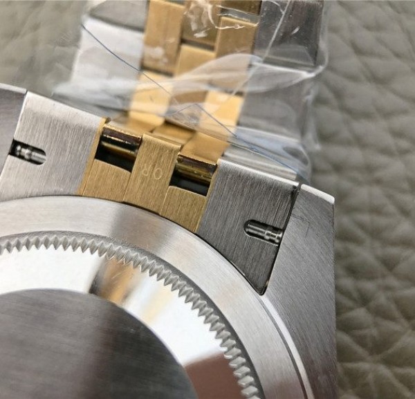 Replica Rolex DateJust 41mm SS/YG YG Textured Dial YG Wrapped Fluted Bezel SS/YG Bracelet A2836