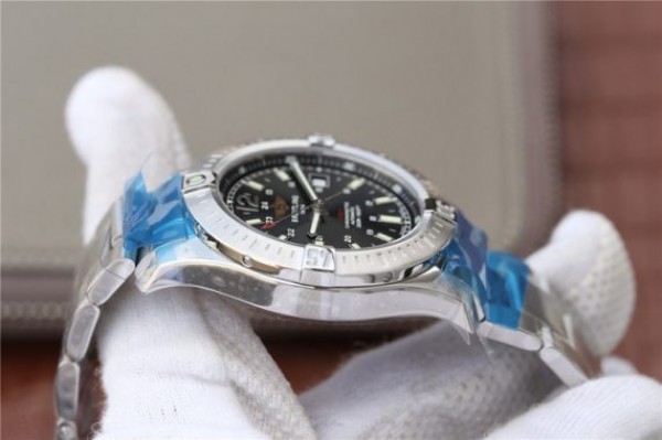 Replica Breitling Colt Automatic 44mm SS GF Black Textured Dial SS Bracelet A2824