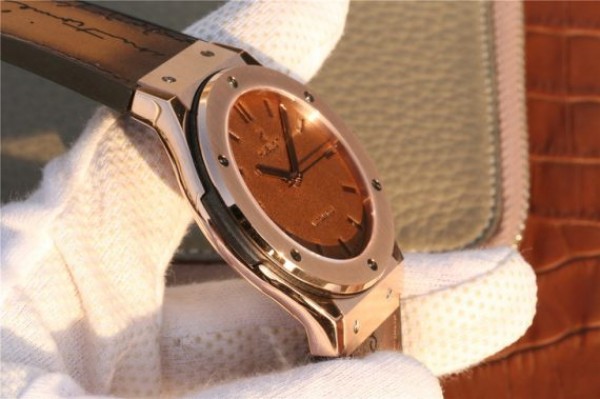 Replica Hublot Classic Fusion 45mm RG Berluti Scritto Brown Leather Dial Gummy Strap A2892