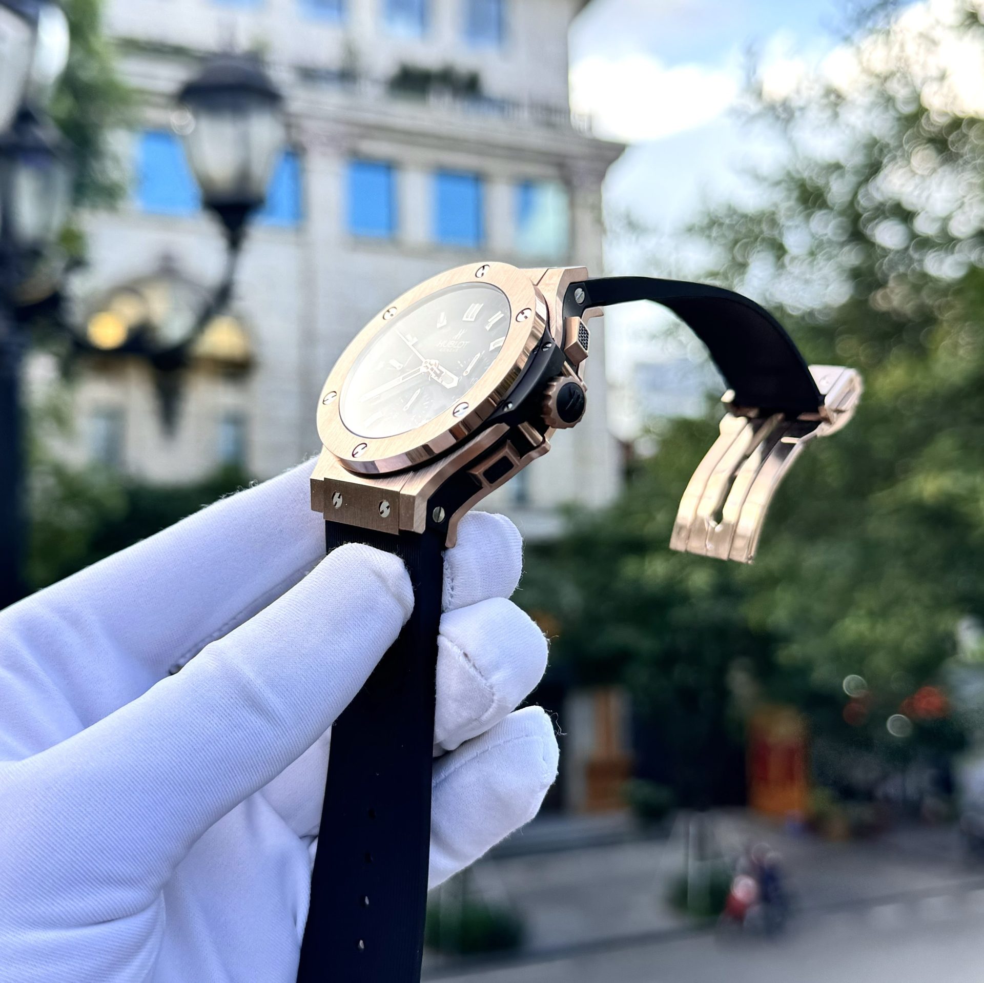 Hublot Fake Watches Big Bang Chronograph King Gold Black Dial 44mm