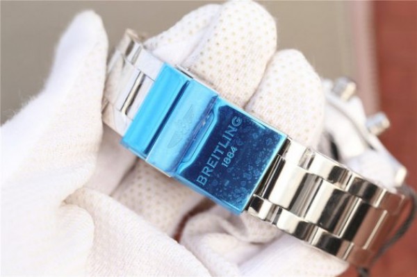 Replica Breitling Avenger II Chronograph 43mm SS GF Blue/White Dial SS Bracelet A7750