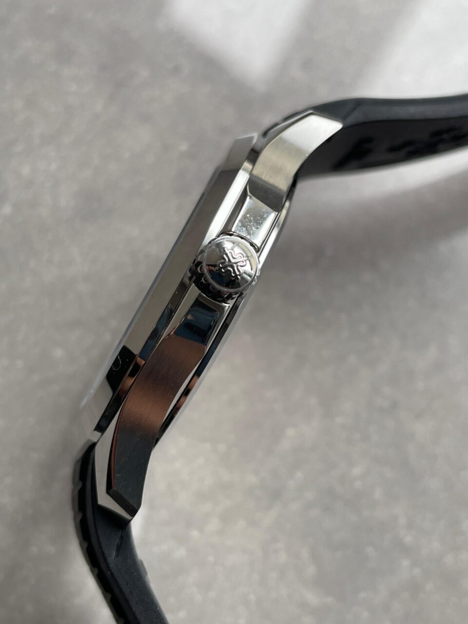 Replica PATEK PHILIPPE Aquanaut 5167 SS 3KF Best Edition Gray Dial on Black Rubber Strap A324 Super Clone V2