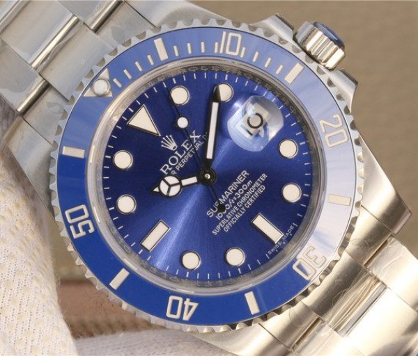 Replica Rolex Submariner 116619 LB Blue Ceramic V7 Noob Best Edition A2836
