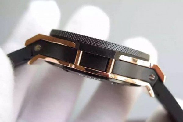 Replica Hublot Big Bang Tourbillon RG Black Textured Dial Black Rubber Strap