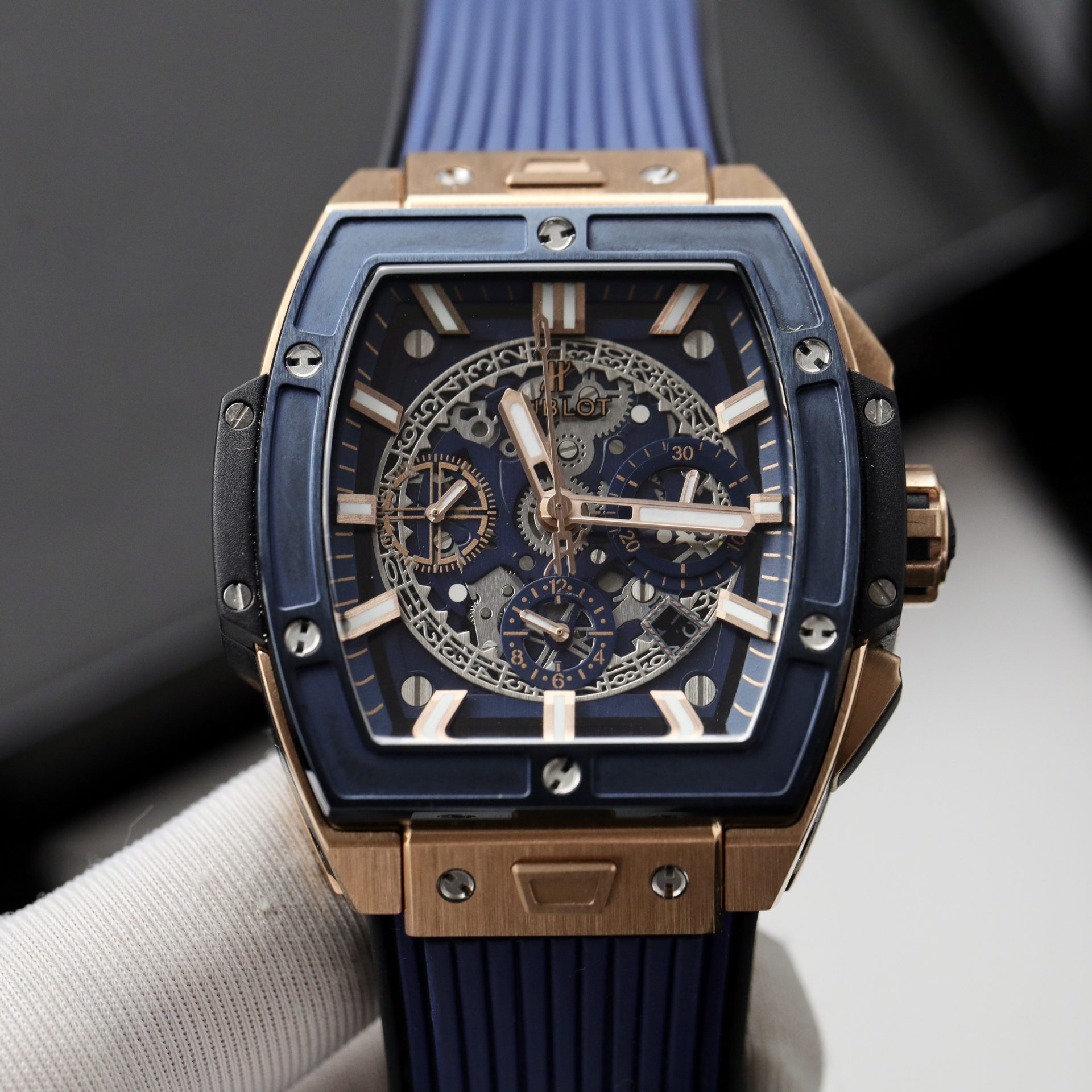 Hublot Replica Watches Spirit Of Big Bang King Gold Bezel Ceramic Blue 42mm
