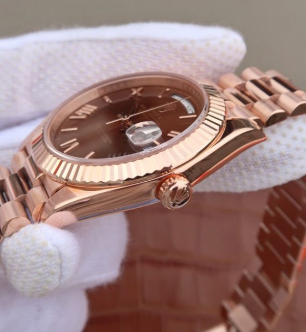Replica Rolex Day-Date 40mm 228235 RG Noob Brown Dial Roman Markers RG Bracelet A3255