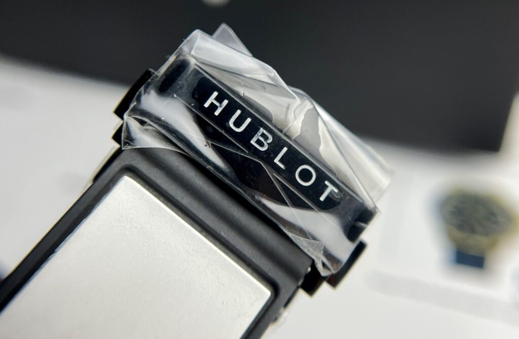 Hublot Big Bang Sang Bleu II Replica Watch White Ceramic Rubber Strap 45mm