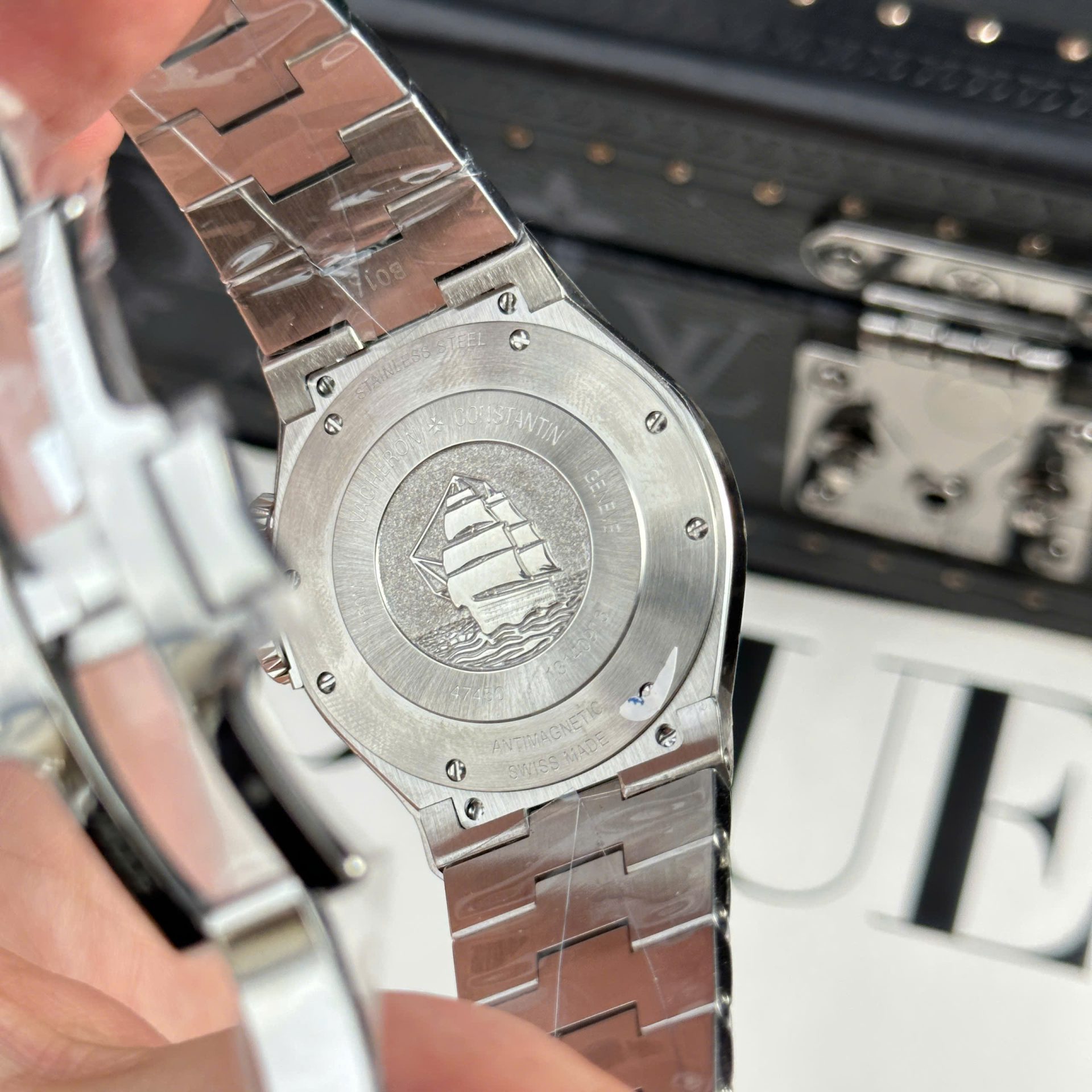 Vacheron Constantin Copies Watches Overseas Dual Time 47450 White 9F Factory 42mm