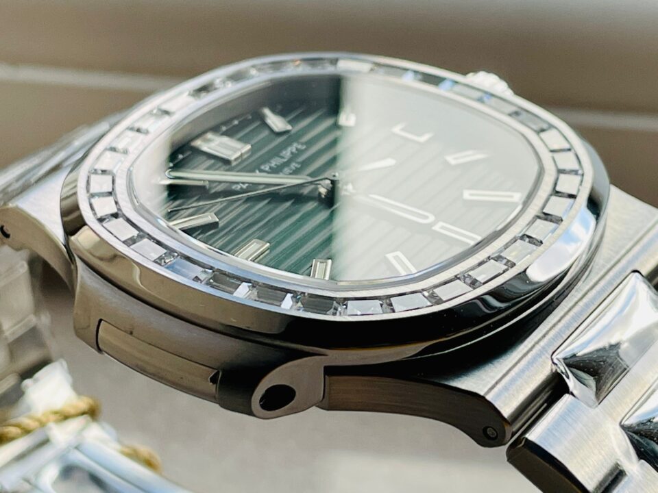 Replica PATEK PHILIPPE Nautilus 5711/1A PPF 1:1 Best Edition Green Textured Dial T Diamonds Bezel on SS Bracelet 324CS V4