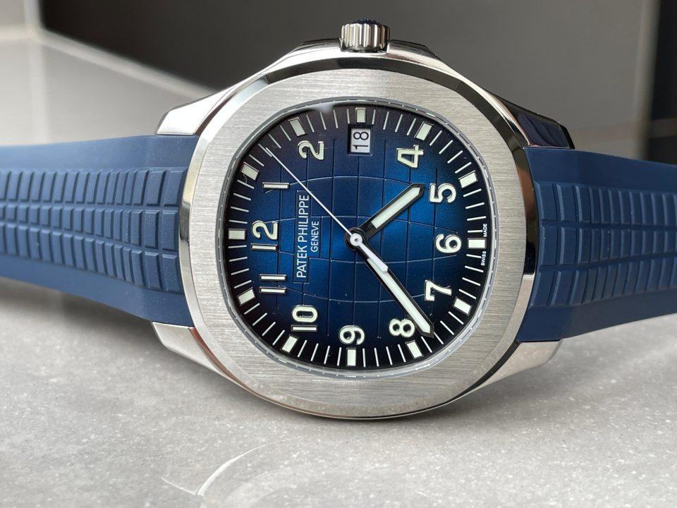 Replica PATEK PHILIPPE Aquanaut 5168G 42mm SS ZF 1:1 Best Edition Blue Dial on Blue Rubber Strap 324CS