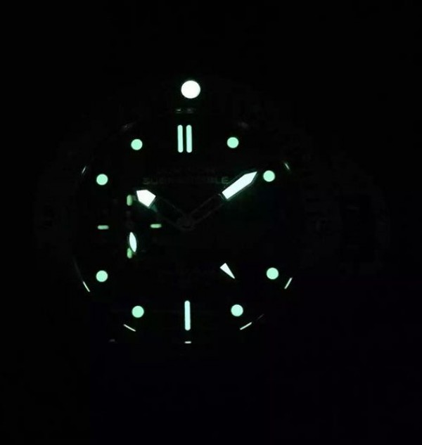 Replica Panerai ZF PAM371 Titanium Black Rubber Strap ZP9001