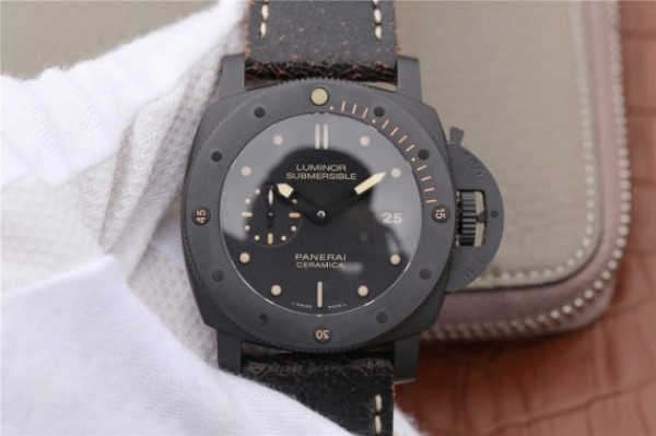 Replica Panerai PAM508 VSF Real Ceramic Black Distressed Calfskin Strap P.9000