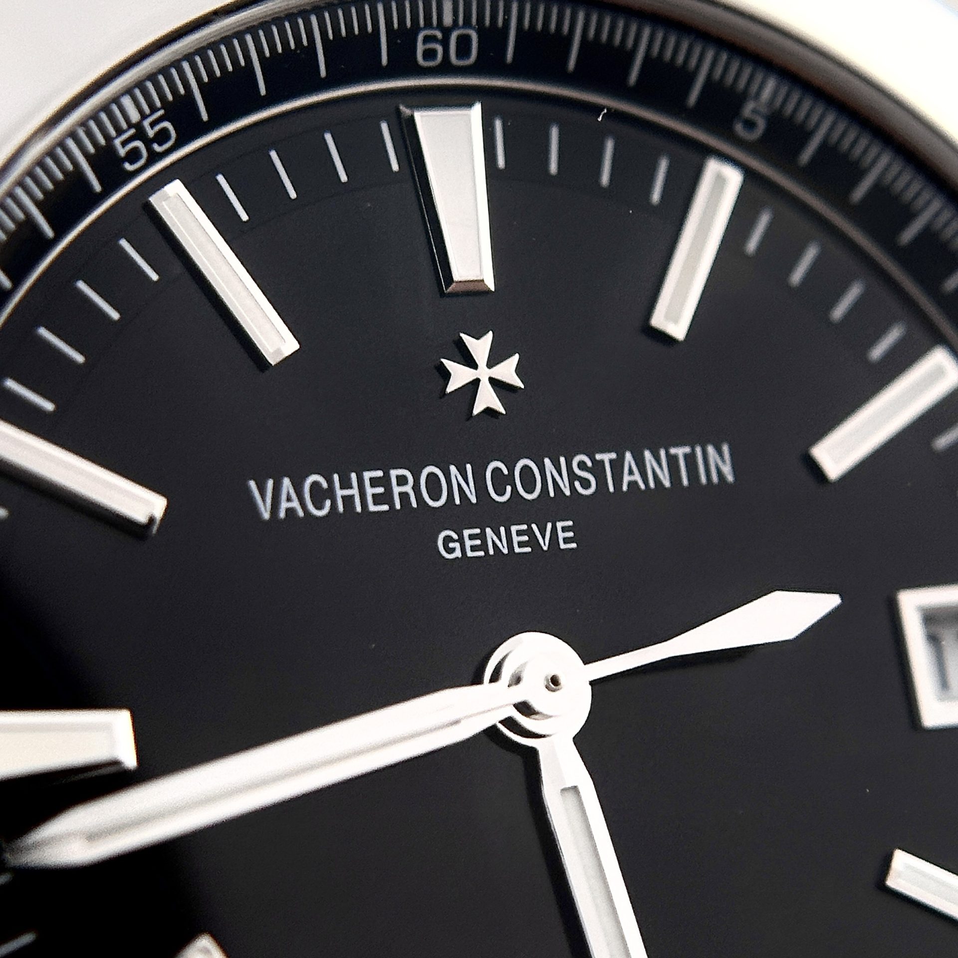 Vacheron Constantin Replica Watch Overseas 4500V Black Dial Metal Wire PPF 41mm