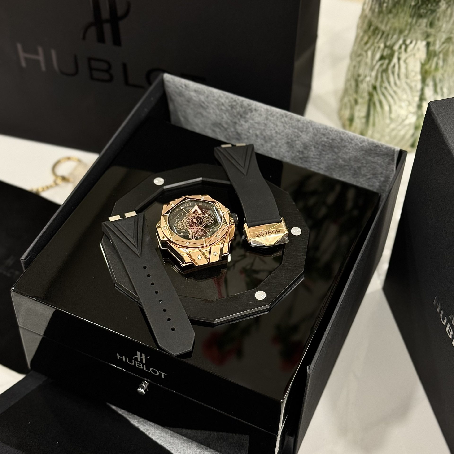 Hublot Replica Watches Big Bang Sang Bleu ll King Gold Black Dial BBF 45mm