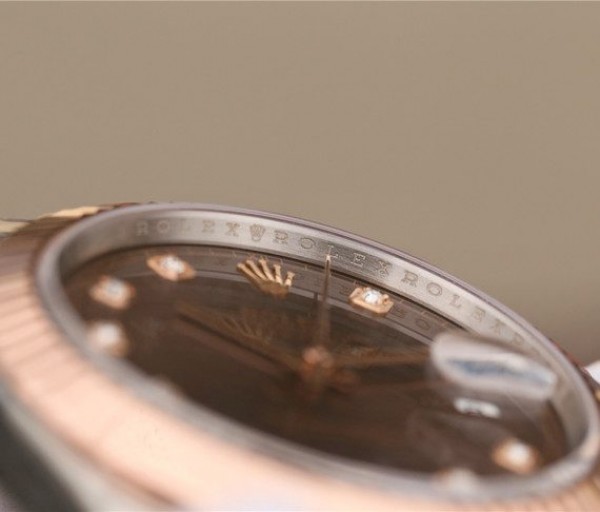 Replica Rolex DateJust 41mm 126331 RG Wrapped Brown Dial Diamonds Markers Bracelet A3235