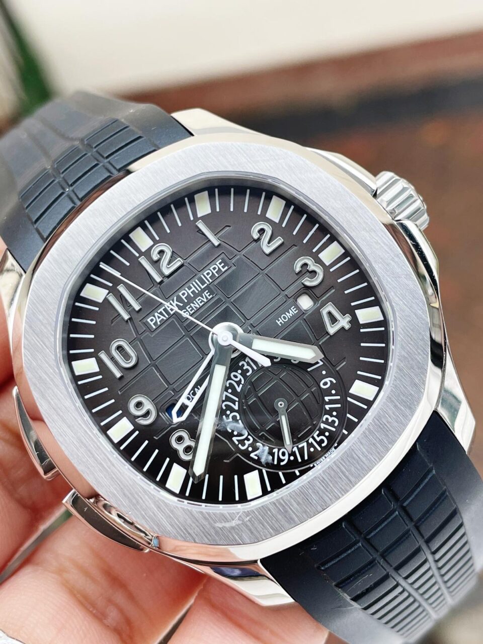 Replica PATEK PHILIPPE Aquanaut 5164A SS GRF BEST EDITION BLACK DIAL ON BLACK RUBBER STRAP A324 V2