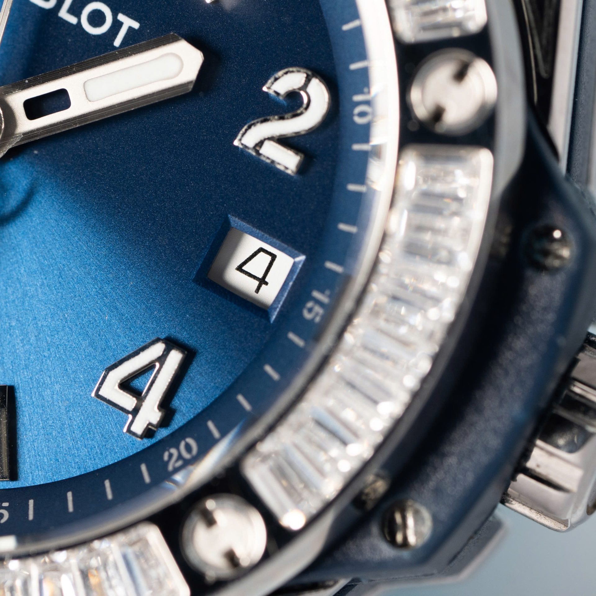 Hublot Replica 11 Watch Big Bang One Click Blue With Full Diamond 39mm