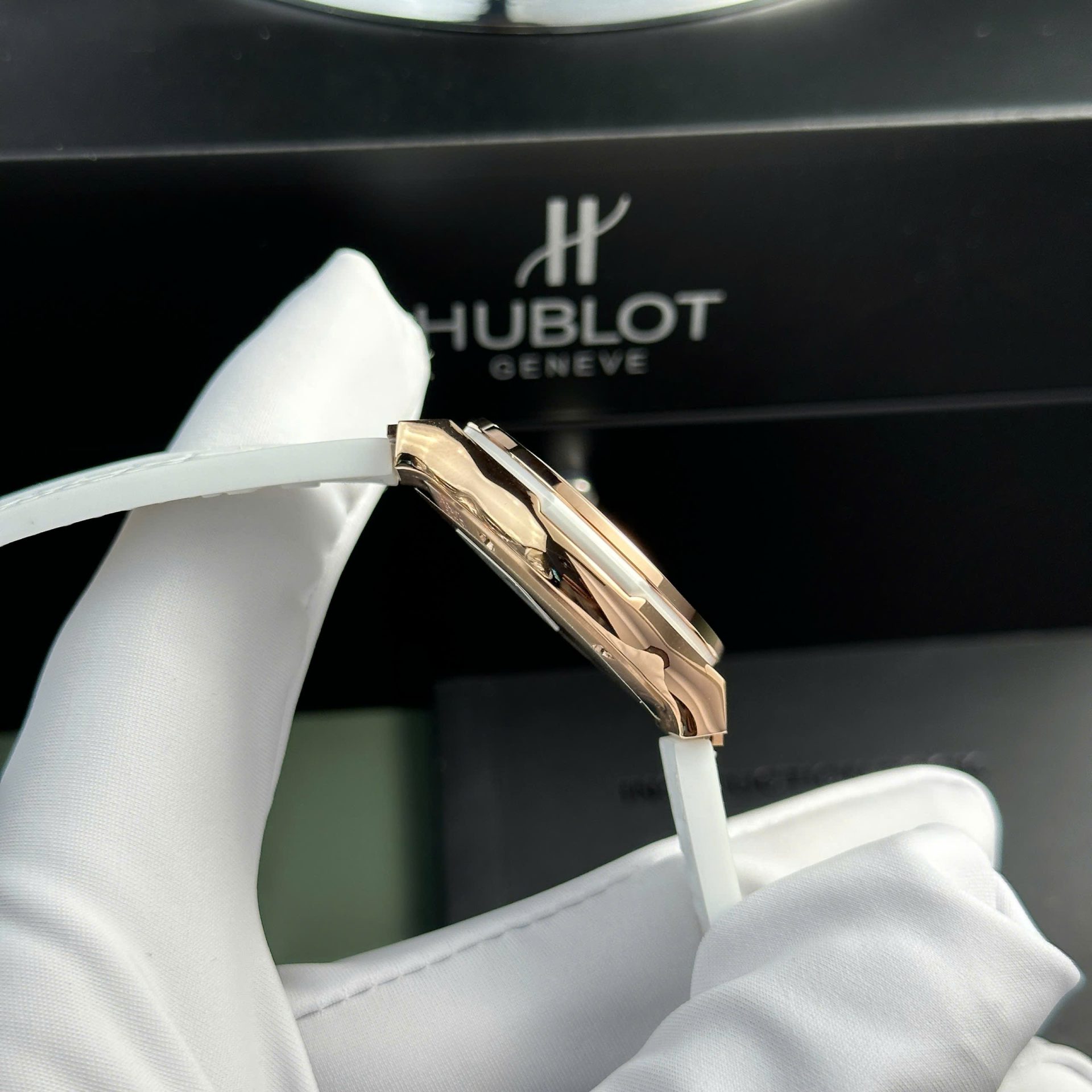 Hublot Classic Fusion King Gold Replica Watch Womens White HB Factory 33mm