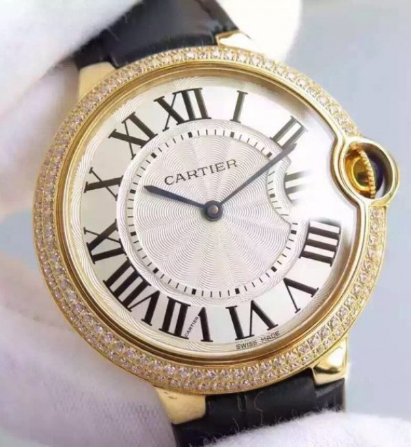 Replica Cartier Ballon Bleu 40mm YG Diamonds Bezel White Dial Leather Strap MIYOTA9015