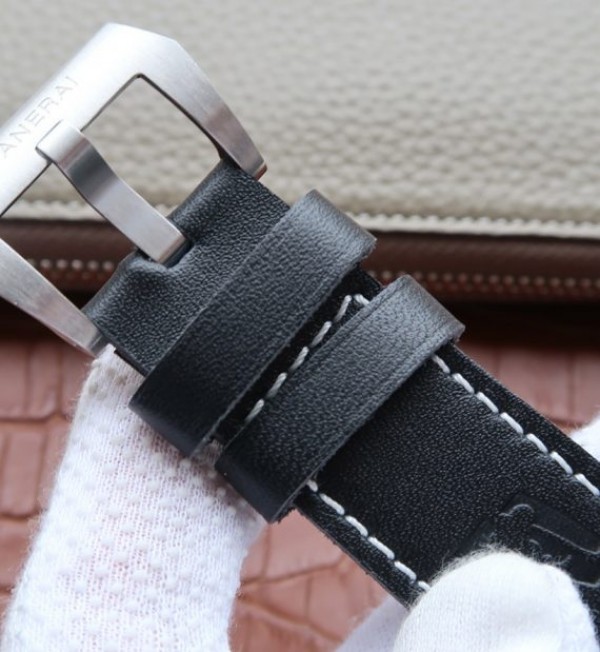 Replica Panerai SF PAM732 Softbank Team Japan Leather Strap P9010