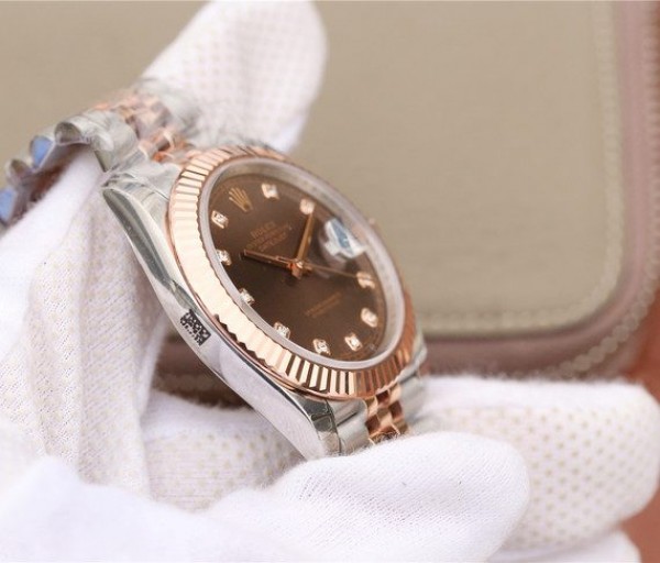 Replica Rolex DateJust 41mm 126331 RG Wrapped Brown Dial Diamonds Markers Bracelet A3235