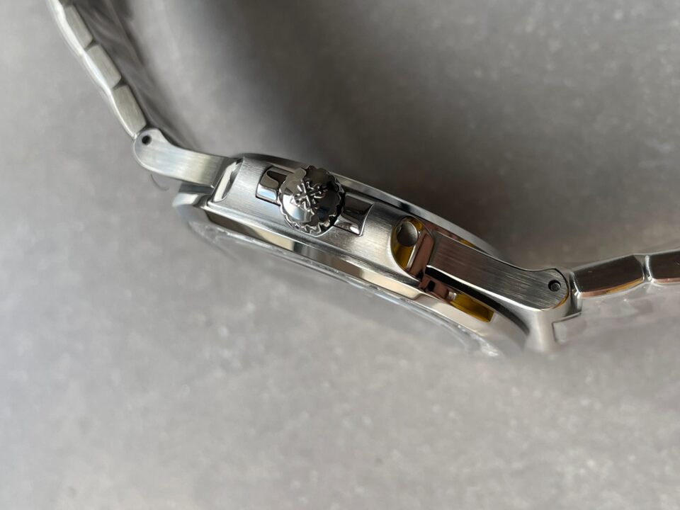 Replica PATEK PHILIPPE Nautilus 5711/1A PPF 1:1 Best Edition Green Textured Dial T Diamonds Bezel on SS Bracelet 324CS V4