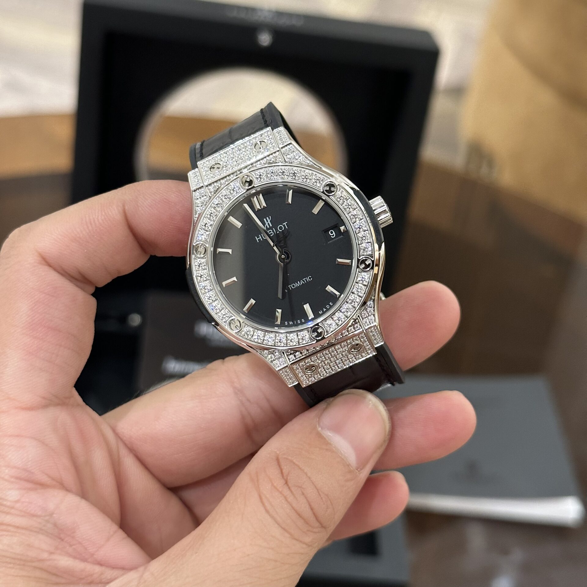 Hublot Classic Fusion Rep 1:1 Watch With Diamond Bezel Black HB Factory 38mm