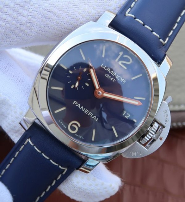 Replica Panerai VSF PAM688 Blue Dial Blue Leather Strap P.9001 Super Clone