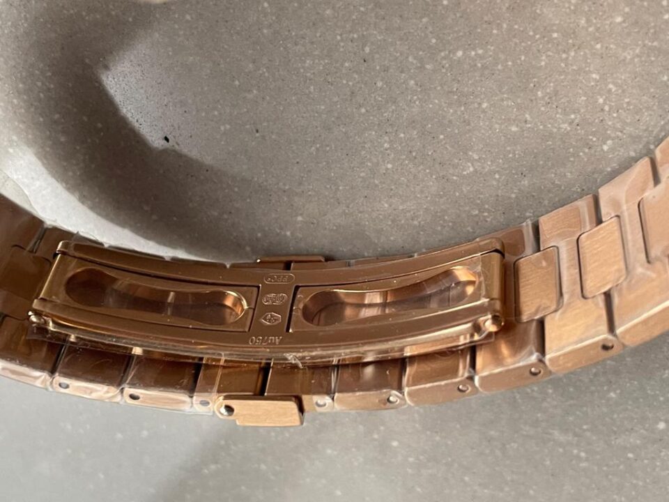 Replica PATEK PHILIPPE Nautilus Moon Phases 5712 RG Grey Dial on RG Bracelet PPF A240