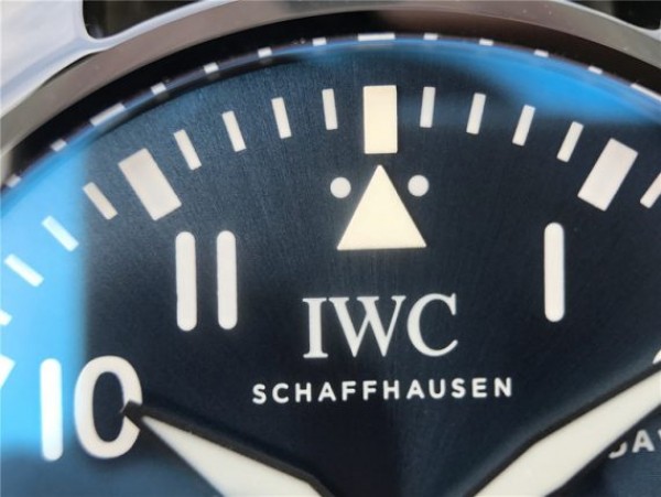 Replica IWC Big Pilot Real PR IW502003 Real Ceramic BOUTIQUE RODEO DRIVE ZF V2 Calfskin Strap A51111
