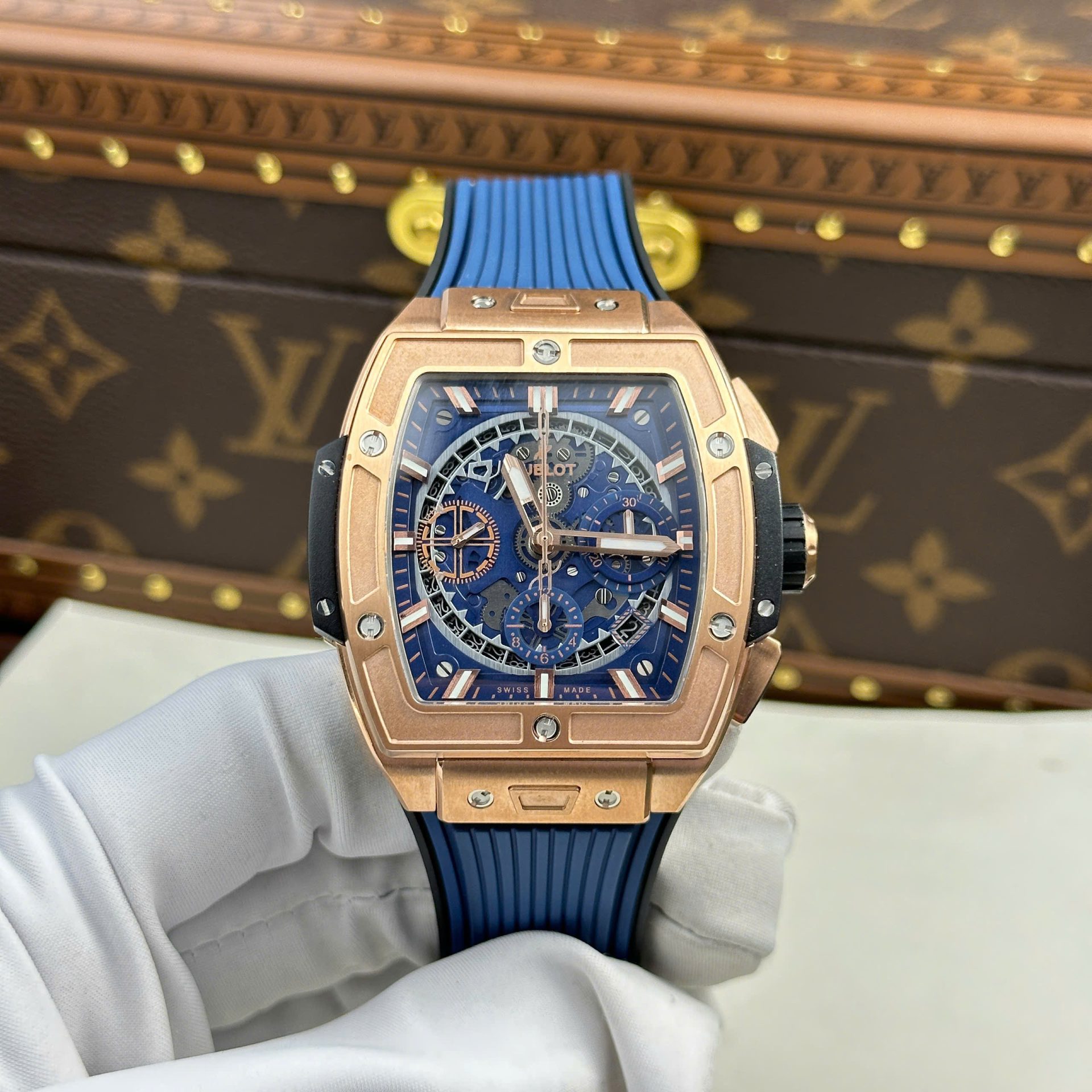 Hublot Spirit Of Big Bang King Gold Replica 11 Watch Dial Blue BBF Factory 42mm